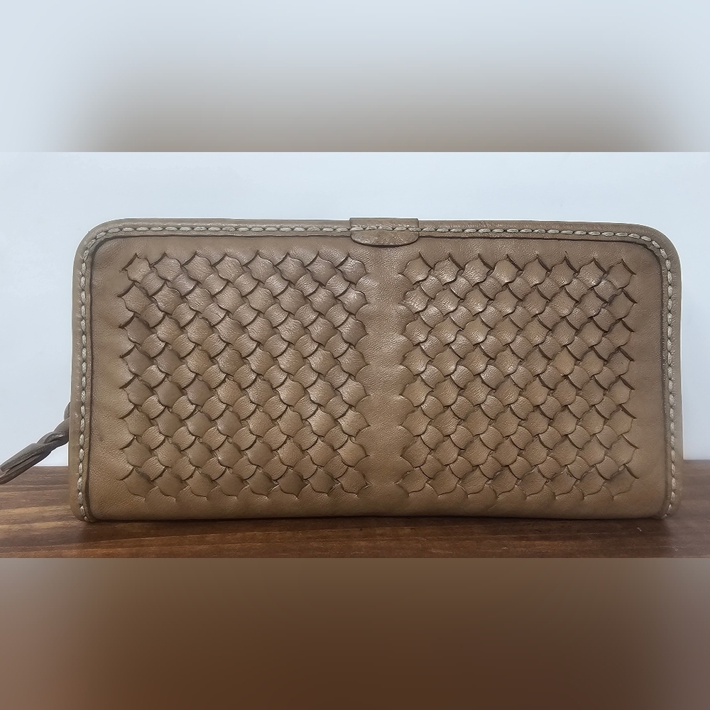 HIDE Handcrafted Genuine Leather Woven Taupe Bifold Large Wallet 8.5x4 NWT $245